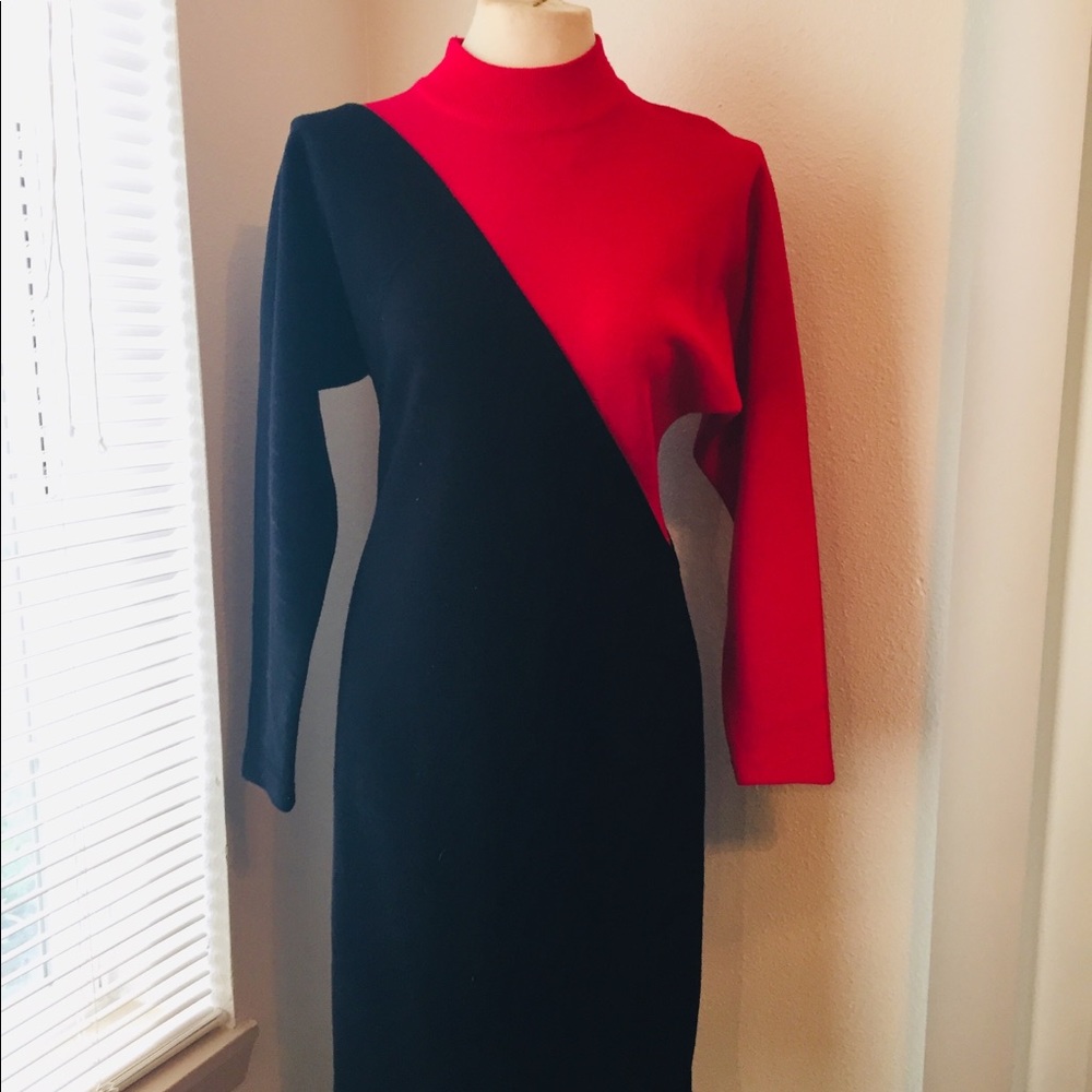 ✌🏽❤️🛍 Beautiful Vintage Outlander Sweater Dress